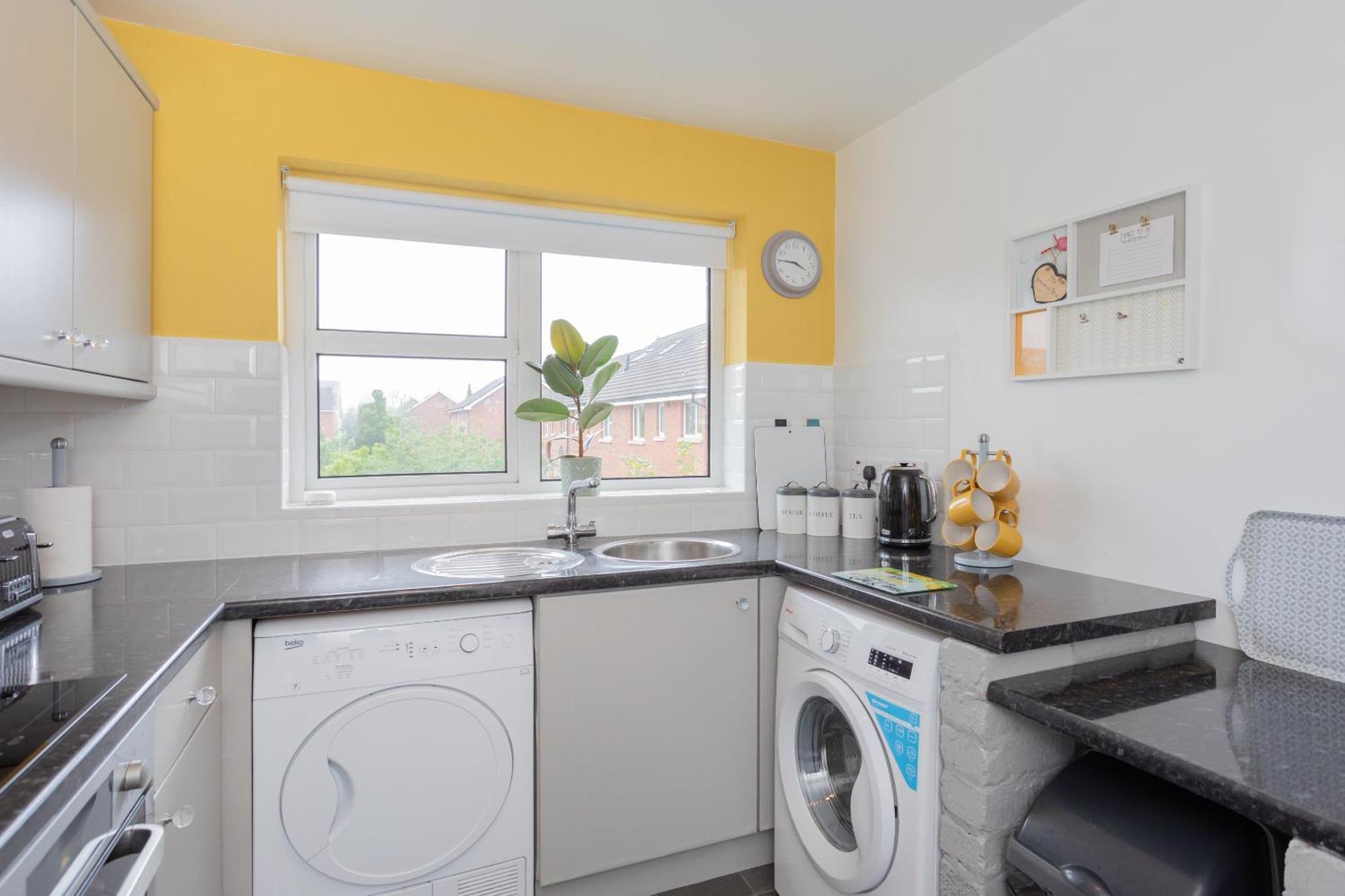 Ardenlee - Stylish 3 Bed Apt Close To City, Parking And Wifi Belfast Eksteriør billede