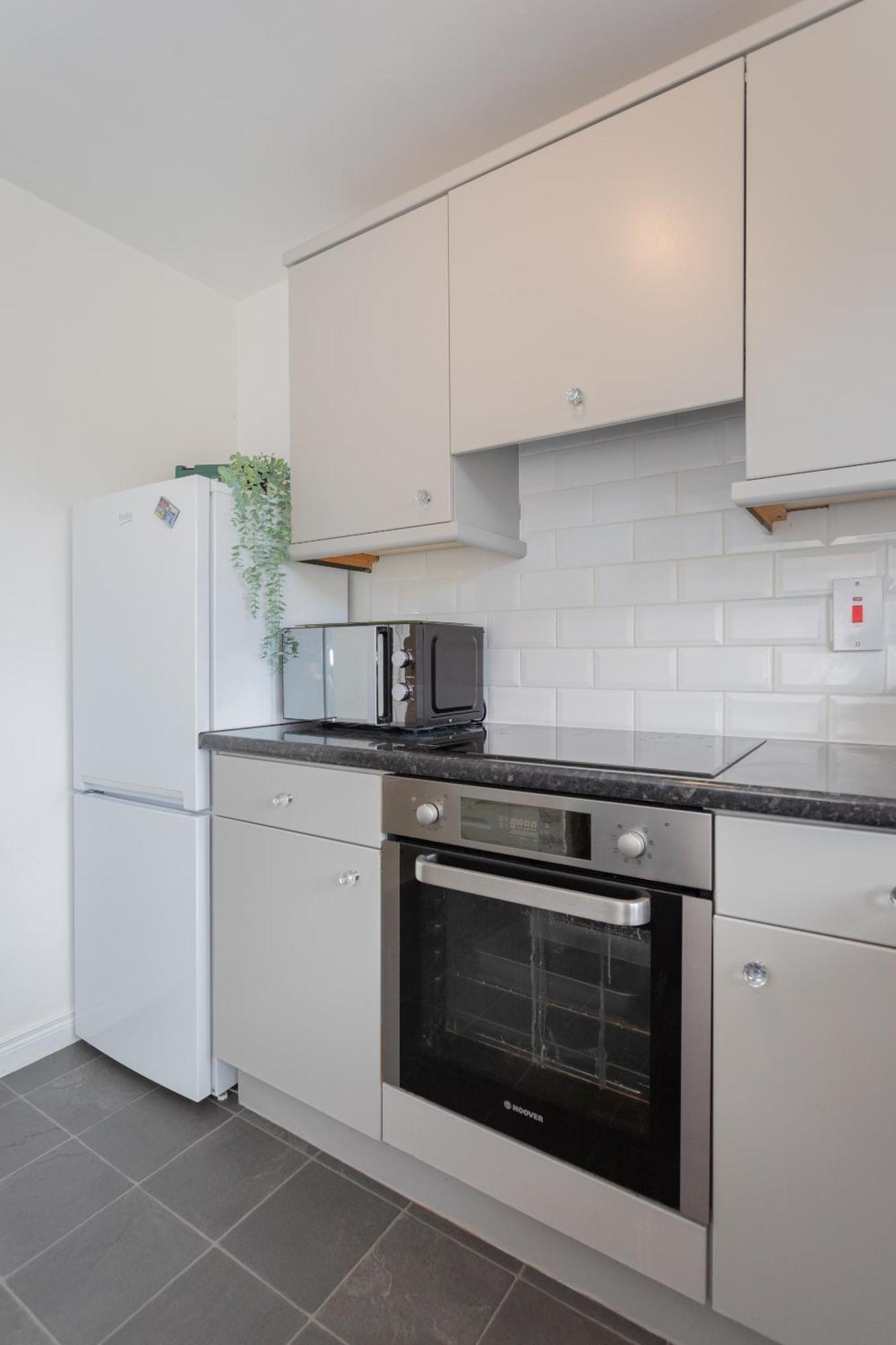 Ardenlee - Stylish 3 Bed Apt Close To City, Parking And Wifi Belfast Eksteriør billede