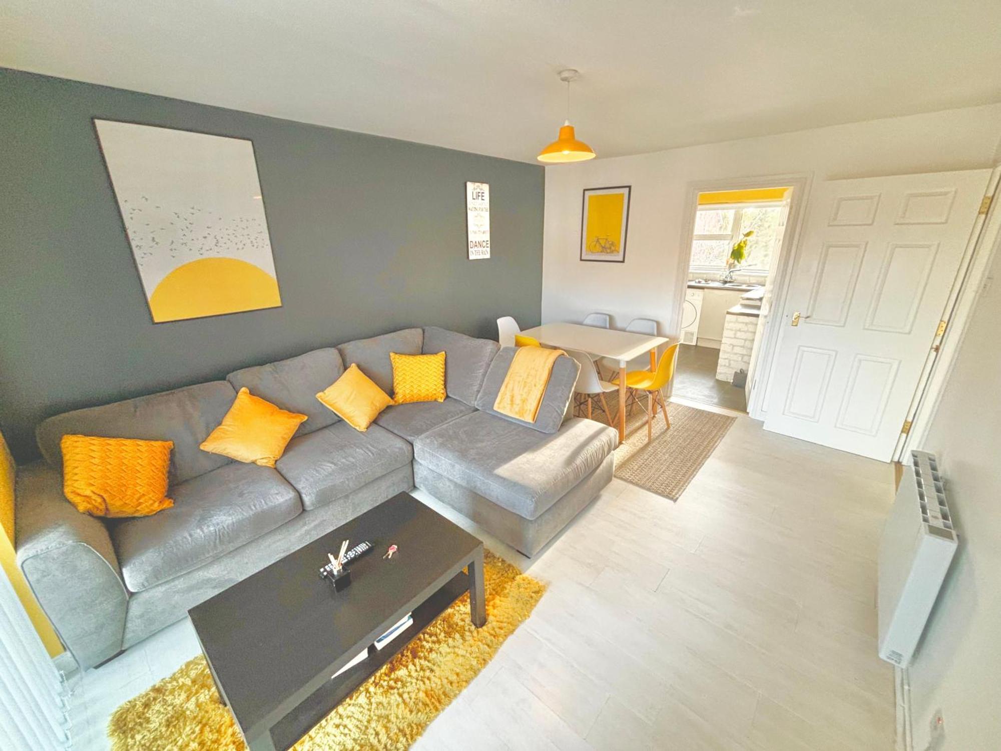Ardenlee - Stylish 3 Bed Apt Close To City, Parking And Wifi Belfast Eksteriør billede